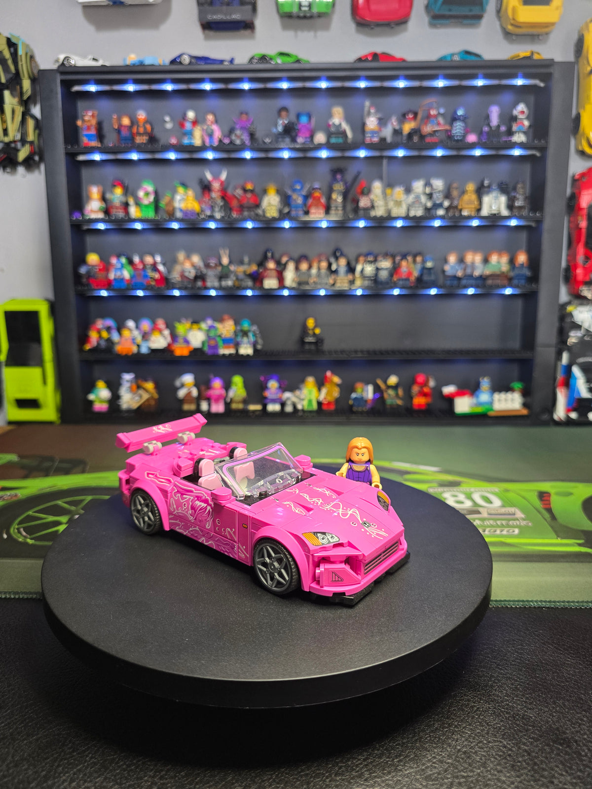 Side profile of the Honda S2000 and Suki figure
