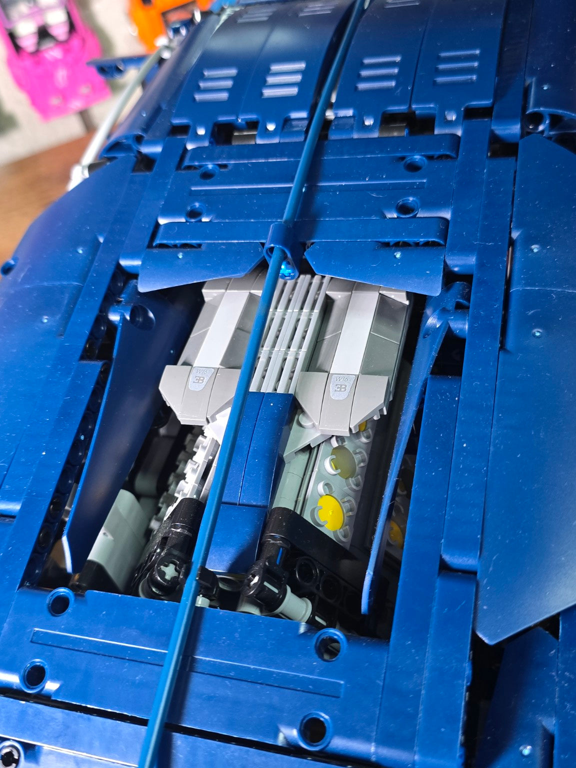 BrickVivid Bugatti Chiron 1:8 engine detail close-up