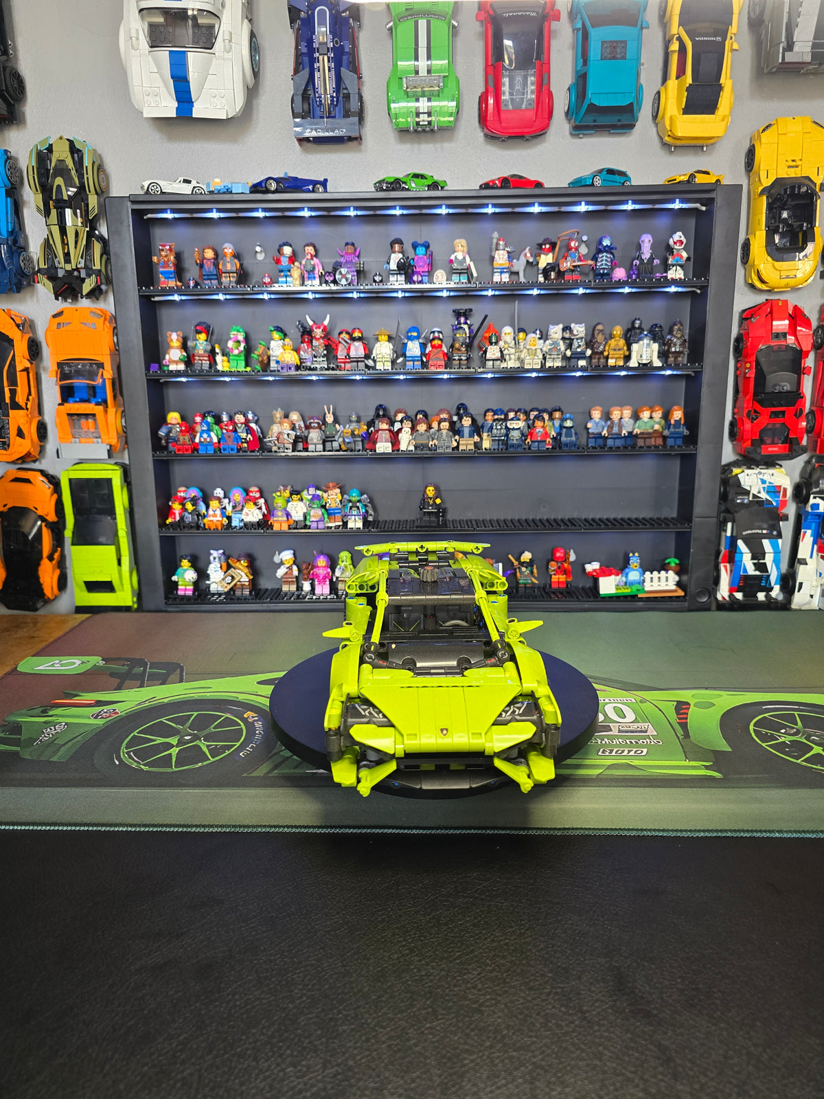 Front view of the lime green LEGO Lamborghini Huracán