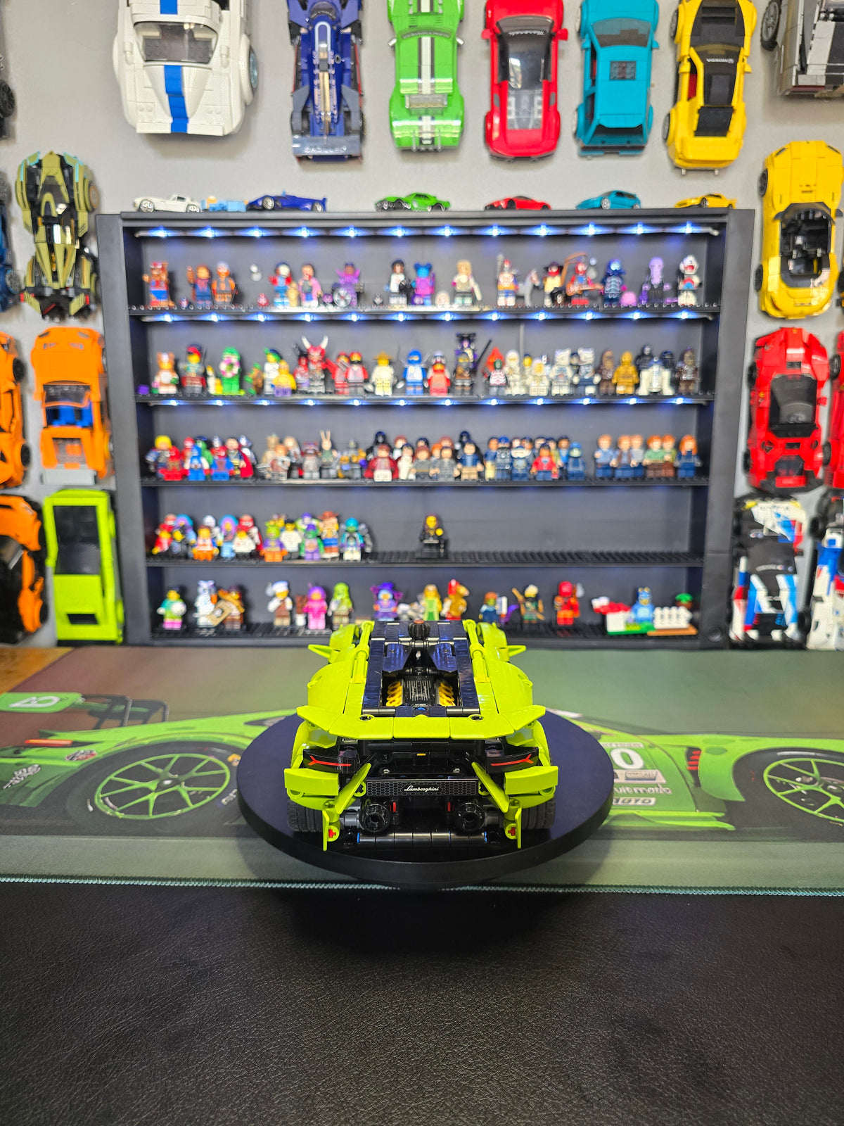 Rear view of the LEGO Lamborghini Huracán