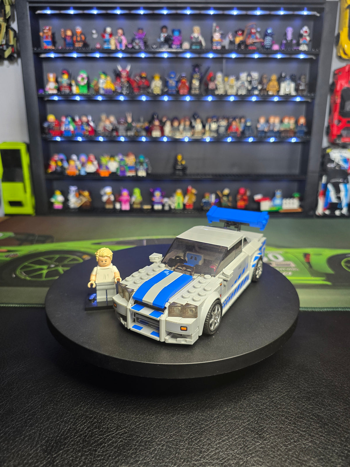 Front view of the LEGO Nissan Skyline GT-R R34