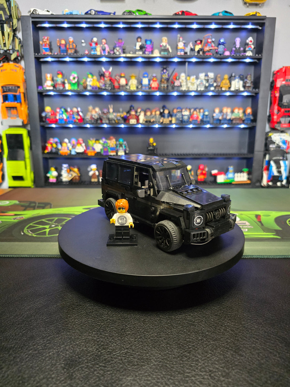 Front three-quarter view of the black LEGO G 63