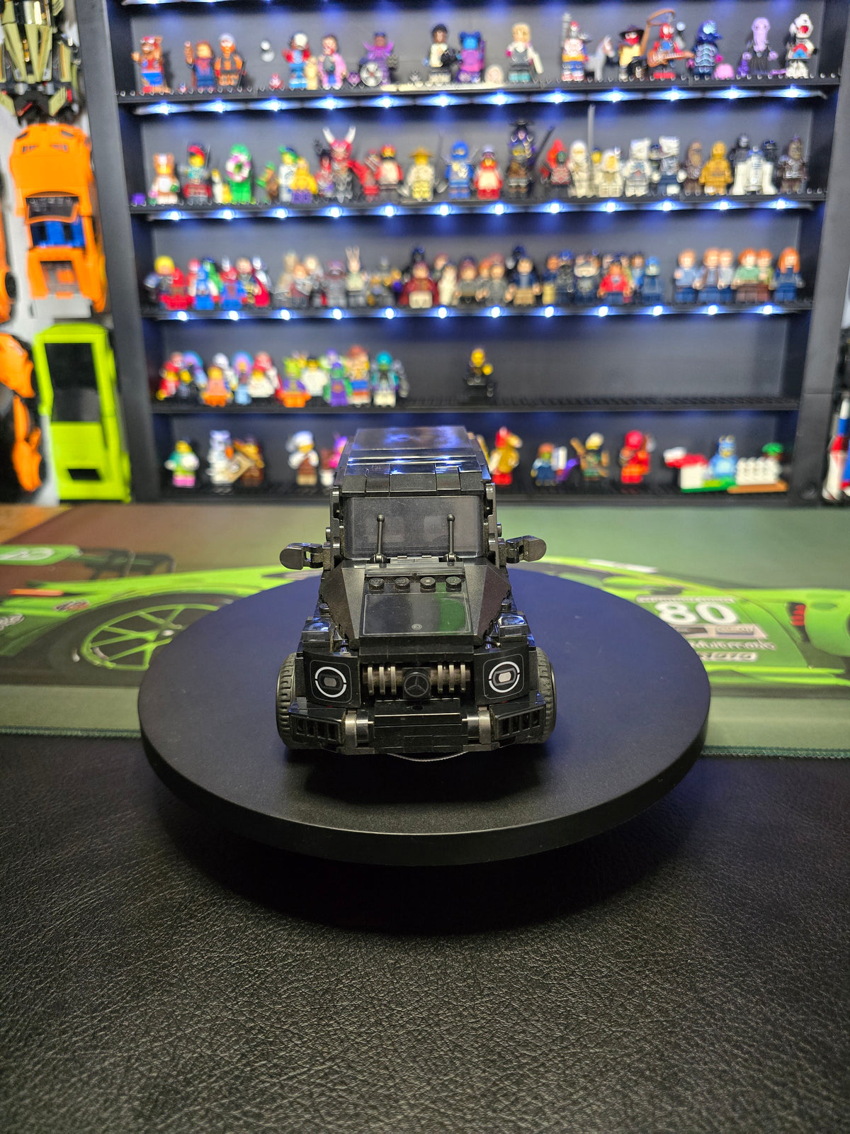 Front view of the black G 63 model