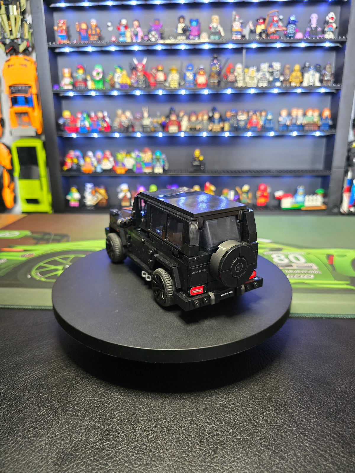 Side view of the LEGO Mercedes-AMG G 63