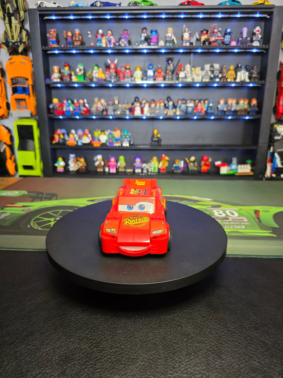 Front view of the LEGO Lightning McQueen model