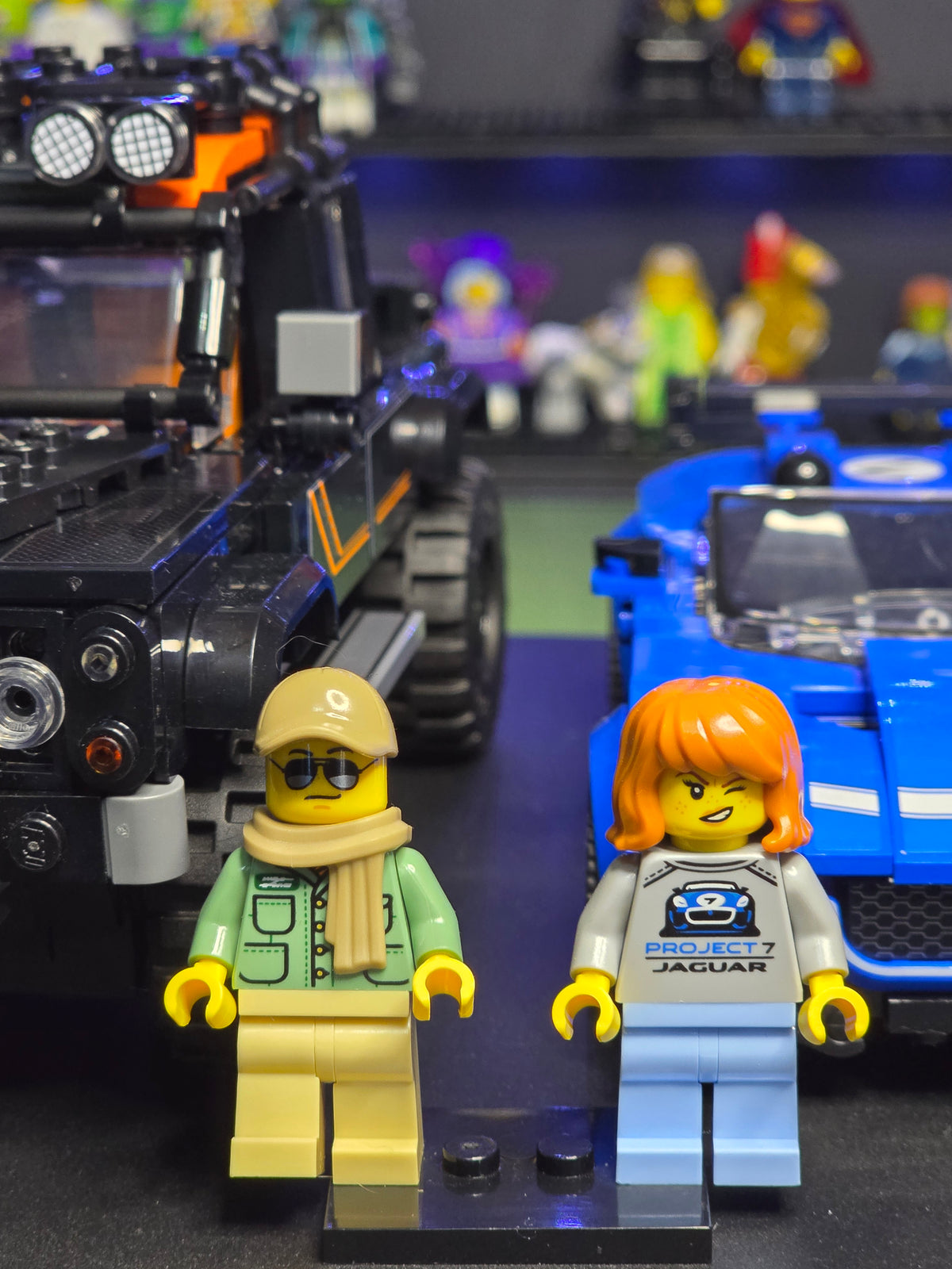 Close-up of the two driver figures included with the LEGO set